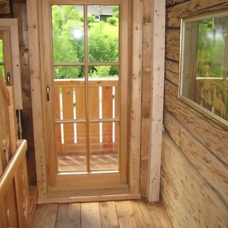 アパート Naehe Talstation Turracher Hoehe, Ferienwohnung In Urigem Holzhaus *