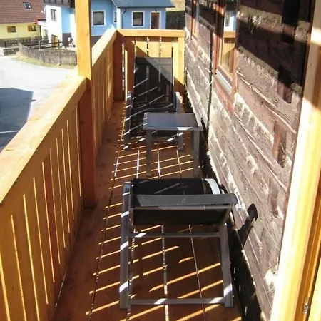Naehe Talstation Turracher Hoehe, Ferienwohnung In Urigem Holzhaus